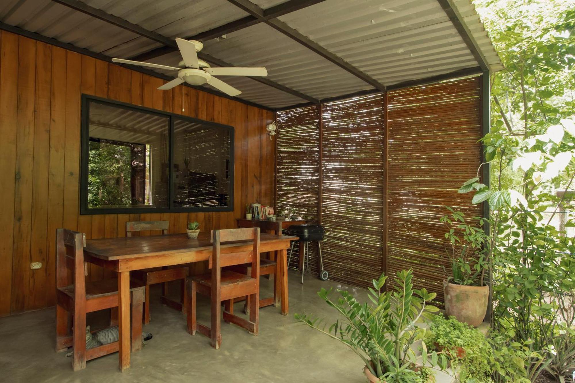 Mola Mola Surf Popoyo Bed & Breakfast Ngoại thất bức ảnh