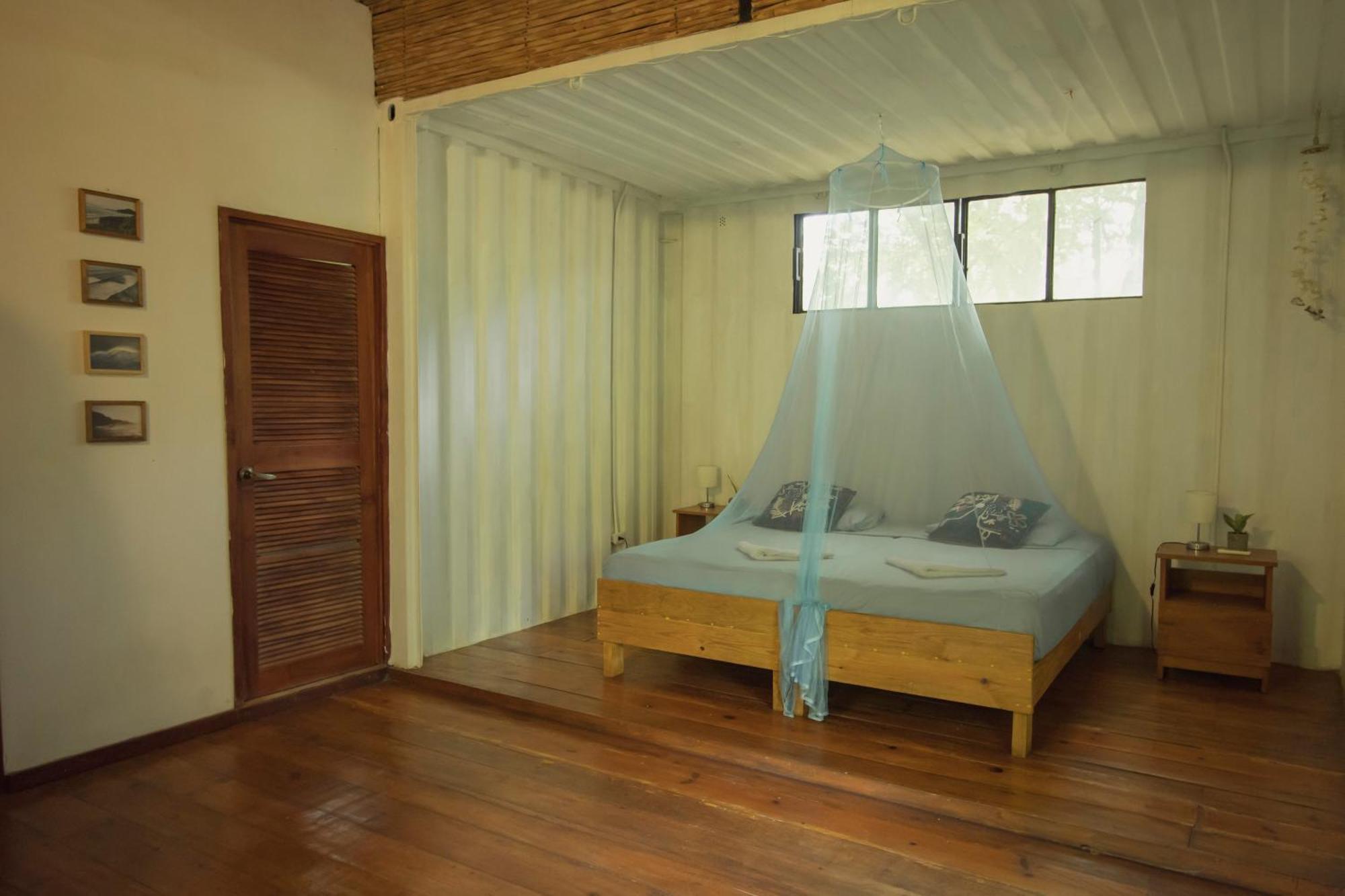 Mola Mola Surf Popoyo Bed & Breakfast Ngoại thất bức ảnh