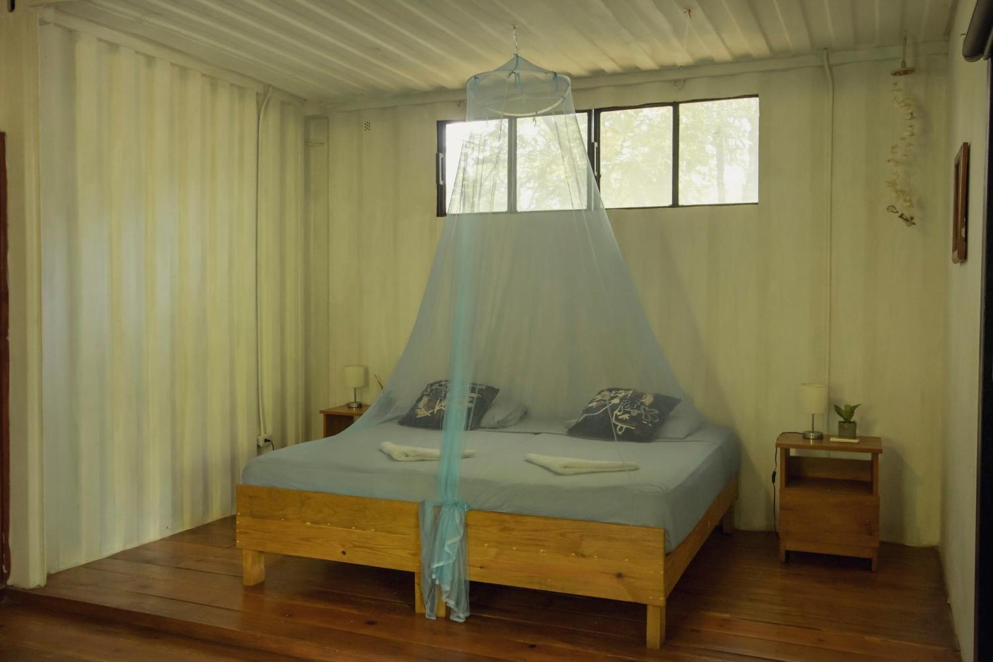 Mola Mola Surf Popoyo Bed & Breakfast Ngoại thất bức ảnh